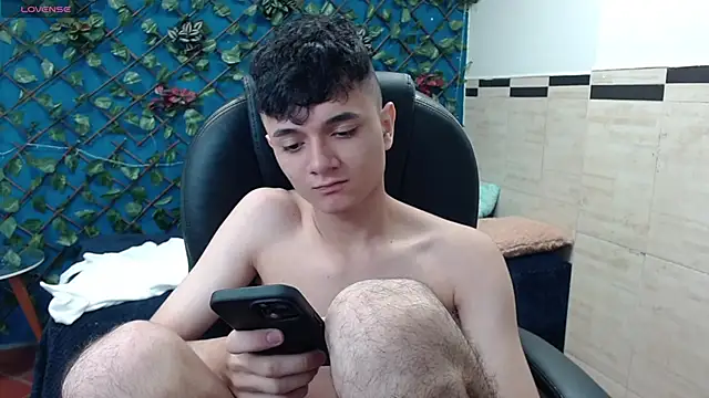 Waturox online show from January 23, 2025, 10:11 pm