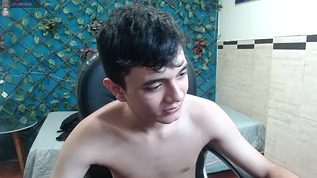 Waturox online show from October 2, 2025, 7:10 pm