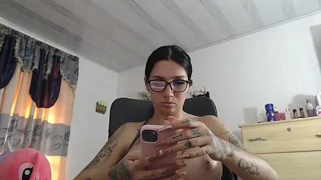 Snapshot of sweet_cutetras22 chatting on January 4, 2025, 3:07 pm sweet cutetras22 online show from January 4, 2025, 3:07 pm