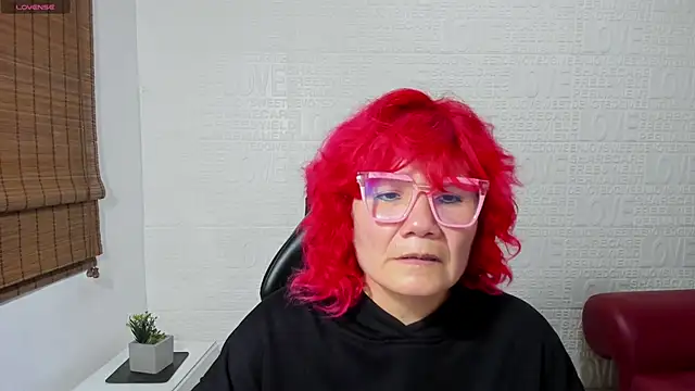 Snapshot of Salomeediaz_ chatting on February 5, 2025, 8:57 pm Salomeediaz online show from February 5, 2025, 8:57 pm