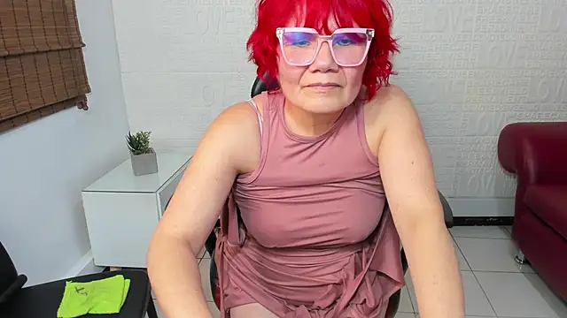 Snapshot of Salomeediaz_ chatting on February 26, 2025, 3:10 am Salomeediaz online show from February 26, 2025, 3:10 am