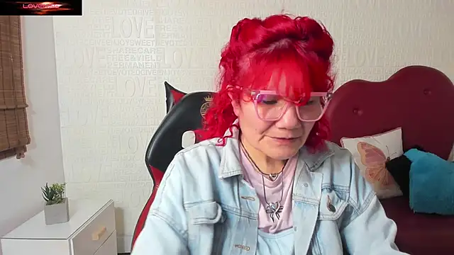 Snapshot of Salomeediaz_ chatting on February 27, 2025, 9:04 pm Salomeediaz online show from February 27, 2025, 9:04 pm