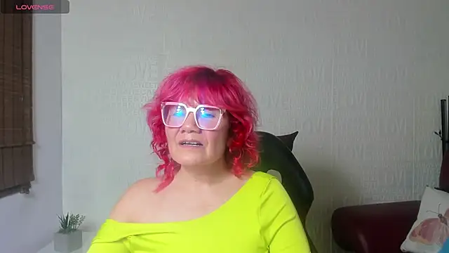 Snapshot of Salomeediaz_ chatting on March 13, 2025, 5:54 am Salomeediaz online show from March 13, 2025, 5:54 am