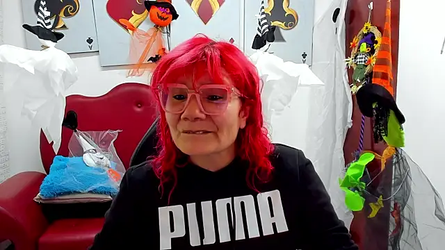 Snapshot of Salomeediaz_ chatting on October 12, 2025, 1:10 pm Salomeediaz online show from October 12, 2025, 1:10 pm