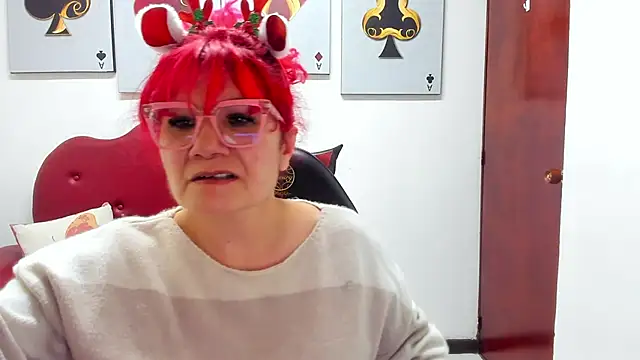 Snapshot of Salomeediaz_ chatting on December 3, 2025, 9:02 pm Salomeediaz online show from December 3, 2025, 9:02 pm