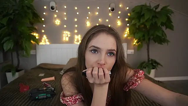 PamelaXX  online show from January 12, 2025, 4:21 am