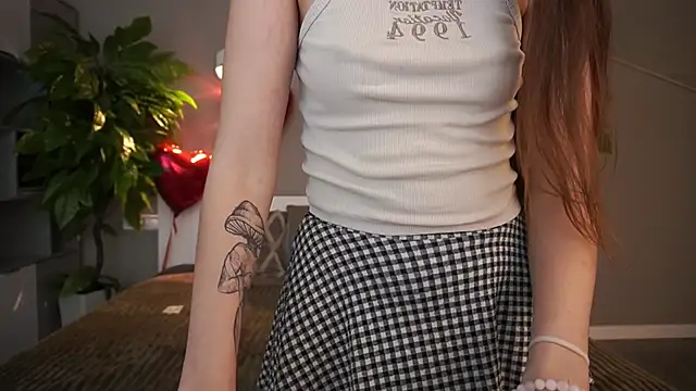 PamelaXX  online show from February 11, 2025, 4:01 am