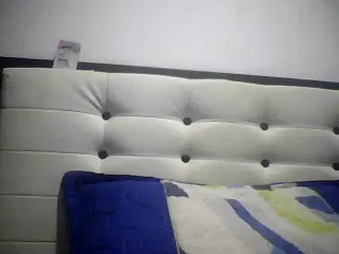 Charlotte cute18 online show from December 16, 2024, 5:06 am