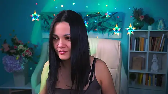 KarolinaRobinson online show from December 6, 2024, 5:22 pm