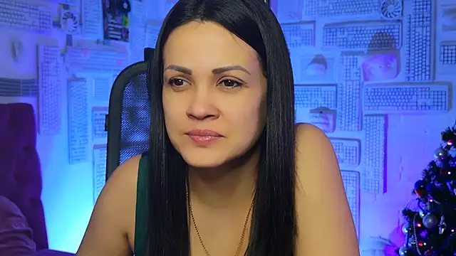 KarolinaRobinson online show from January 4, 2025, 11:43 am