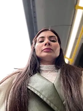 Snapshot of Accole chatting on March 21, 2025, 7:22 am Accole online show from March 21, 2025, 7:22 am