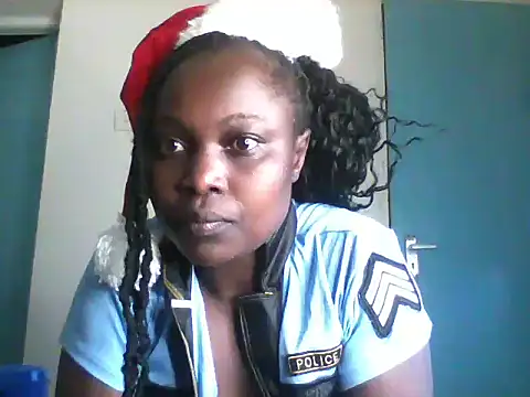 Snapshot of melaninebony1 chatting on December 16, 2025, 4:34 pm melaninebony1 online show from December 16, 2025, 4:34 pm