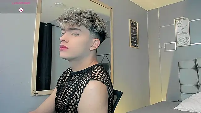 Snapshot of ANDRIUS_24 chatting on January 20, 2025, 1:00 pm ANDRIUS 24 online show from January 20, 2025, 1:00 pm