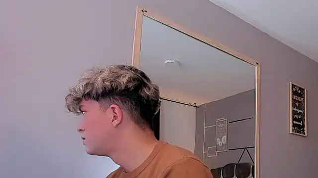 Snapshot of ANDRIUS_24 chatting on January 30, 2025, 1:10 pm ANDRIUS 24 online show from January 30, 2025, 1:10 pm