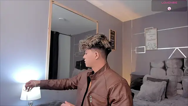 Snapshot of ANDRIUS_24 chatting on February 8, 2025, 1:22 pm ANDRIUS 24 online show from February 8, 2025, 1:22 pm