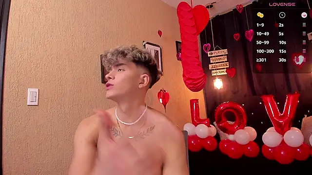 Snapshot of ANDRIUS_24 chatting on February 15, 2025, 4:45 pm ANDRIUS 24 online show from February 15, 2025, 4:45 pm