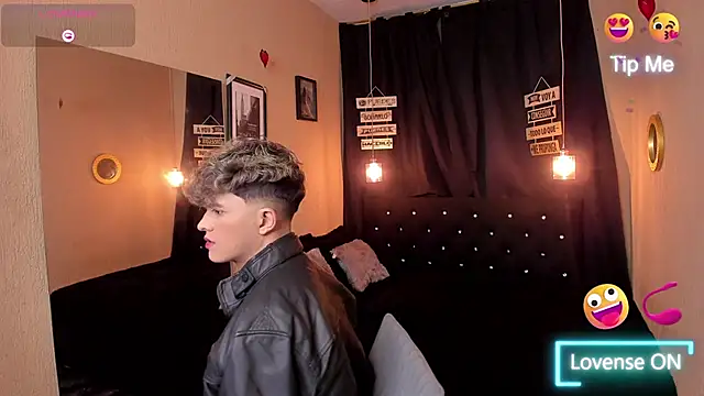 Snapshot of ANDRIUS_24 chatting on March 1, 2025, 2:34 pm ANDRIUS 24 online show from March 1, 2025, 2:34 pm