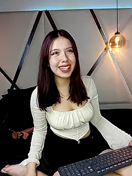 Snapshot of MarielQueenx chatting on December 6, 2024, 3:08 am MarielQueenx online show from December 6, 2024, 3:08 am