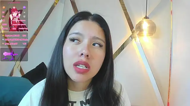 Snapshot of MarielQueenx chatting on January 4, 2025, 10:16 am MarielQueenx online show from January 4, 2025, 10:16 am