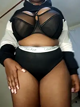 suckmyboobs12  online show from October 29, 2025, 4:20 pm