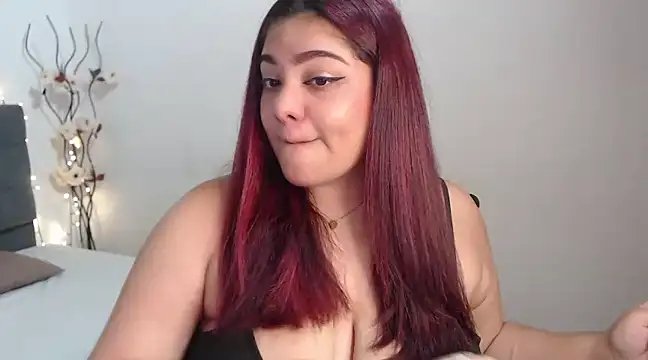 Snapshot of KathyGonzalez chatting on February 26, 2025, 2:03 pm KathyGonzalez online show from February 26, 2025, 2:03 pm