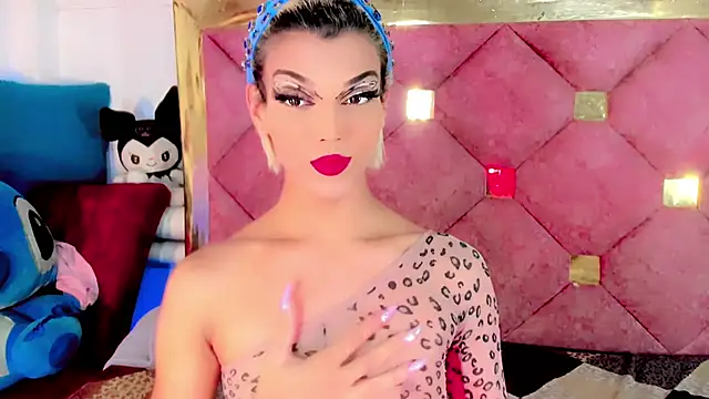 the-horus-girl online show from December 11, 2024, 10:38 pm