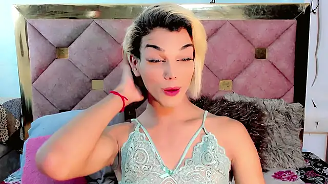 the-horus-girl online show from January 8, 2025, 5:27 am