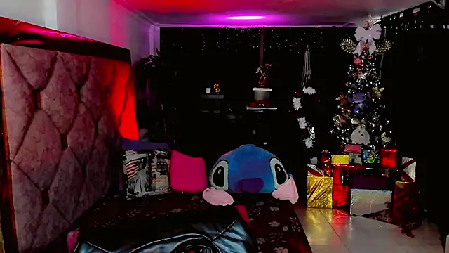 the-horus-girl online show from November 28, 2025, 8:33 pm