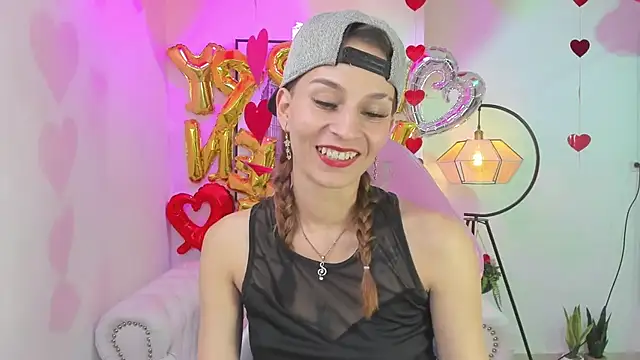 Snapshot of Tamara_slimx chatting on February 18, 2025, 6:59 am Tamara slimx online show from February 18, 2025, 6:59 am