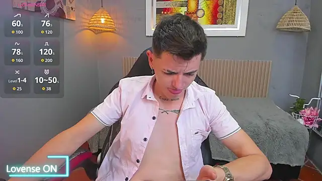 Snapshot of tossetrech chatting on November 12, 2025, 2:56 am tossetrech online show from November 12, 2025, 2:56 am