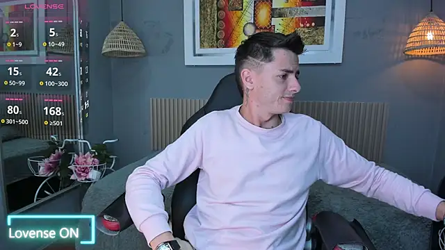 Snapshot of tossetrech chatting on November 19, 2025, 3:17 am tossetrech online show from November 19, 2025, 3:17 am