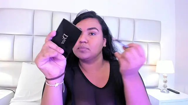 DojaAissha online show from January 27, 2025, 3:26 am