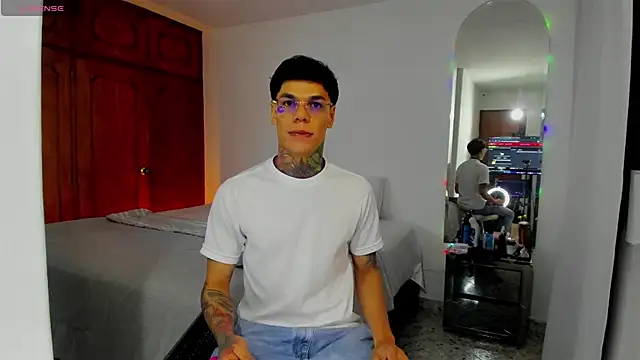 Jordyrodriiguez online show from January 6, 2025, 6:25 am