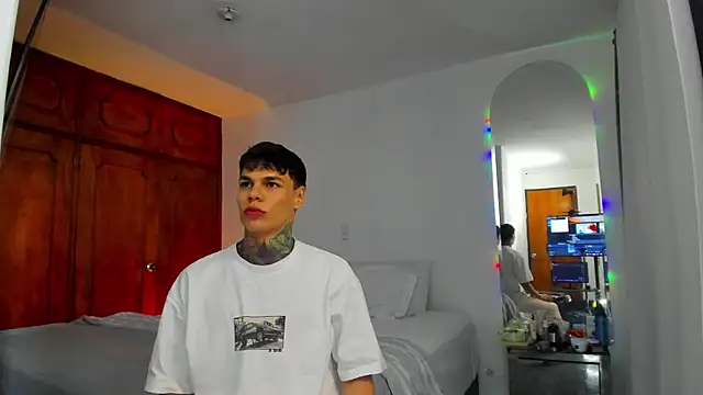 Jordyrodriiguez online show from February 16, 2025, 1:58 am