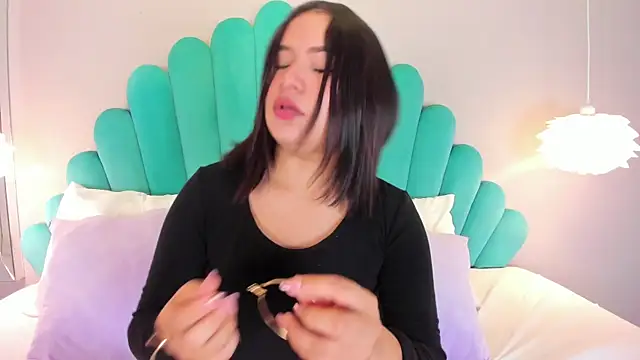 Snapshot of HannaKarson chatting on February 18, 2025, 11:33 am HannaKarson online show from February 18, 2025, 11:33 am