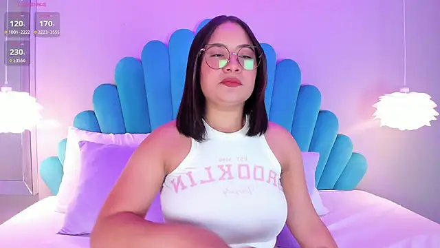 Snapshot of HannaKarson chatting on February 19, 2025, 11:38 am HannaKarson online show from February 19, 2025, 11:38 am