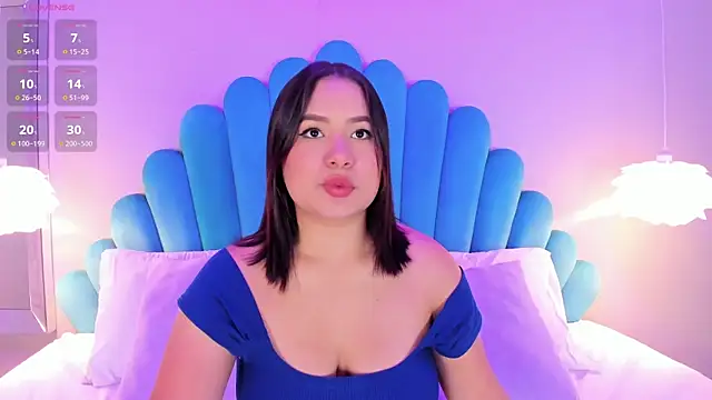 Snapshot of HannaKarson chatting on February 25, 2025, 11:30 am HannaKarson online show from February 25, 2025, 11:30 am