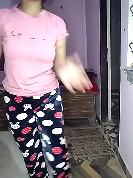 Snapshot of Bittu-rani chatting on December 2, 2024, 3:47 pm Bittu-rani online show from December 2, 2024, 3:47 pm