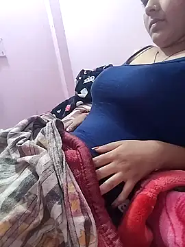 Snapshot of Bittu-rani chatting on December 10, 2024, 3:30 am Bittu-rani online show from December 10, 2024, 3:30 am