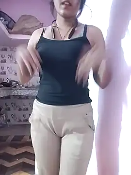 Snapshot of Bittu-rani chatting on December 19, 2024, 12:45 pm Bittu-rani online show from December 19, 2024, 12:45 pm