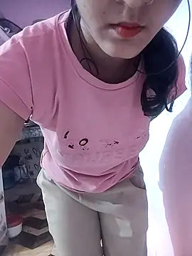 Snapshot of Bittu-rani chatting on December 21, 2024, 10:17 am Bittu-rani online show from December 21, 2024, 10:17 am