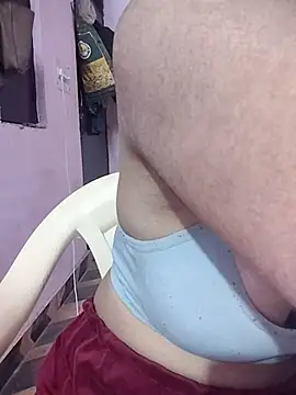 Snapshot of Bittu-rani chatting on March 6, 2025, 5:24 am Bittu-rani online show from March 6, 2025, 5:24 am