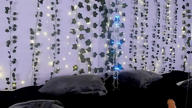 Snapshot of Natasha_Nasty2 chatting on January 24, 2025, 8:02 am Natasha Nasty2 online show from January 24, 2025, 8:02 am