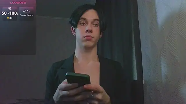 Snapshot of Jerry_Bomb chatting on February 3, 2025, 7:18 am Jerry Bomb online show from February 3, 2025, 7:18 am