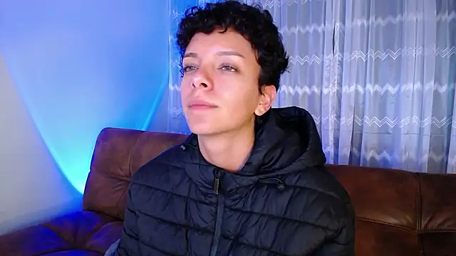 Snapshot of peyton_golden1 chatting on December 4, 2024, 4:10 am peyton golden1 online show from December 4, 2024, 4:10 am