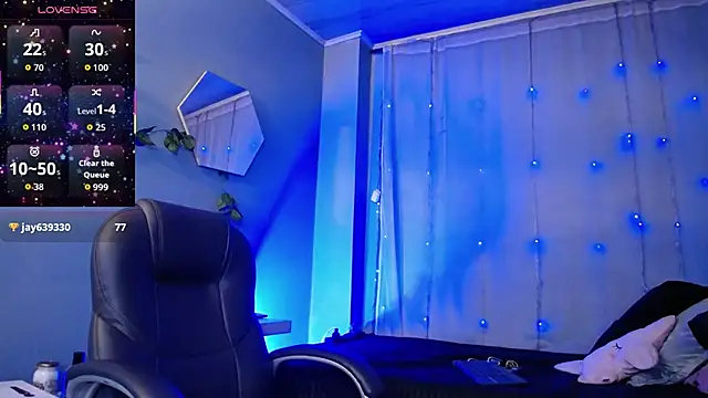 Snapshot of peyton_golden1 chatting on November 1, 2025, 3:30 am peyton golden1 online show from November 1, 2025, 3:30 am