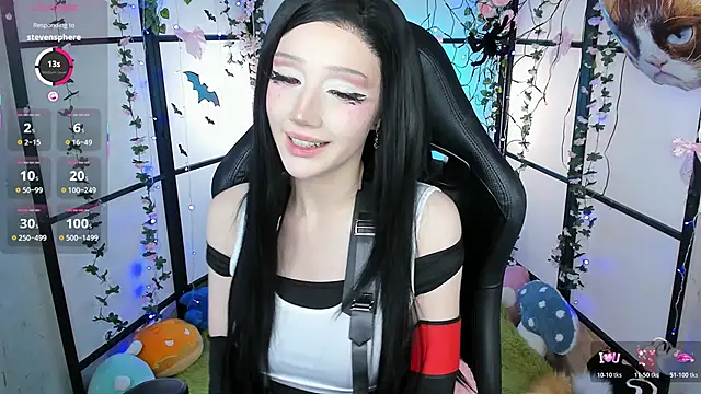 Snapshot of LilithLin chatting on October 25, 2025, 12:18 am LilithLin online show from October 25, 2025, 12:18 am