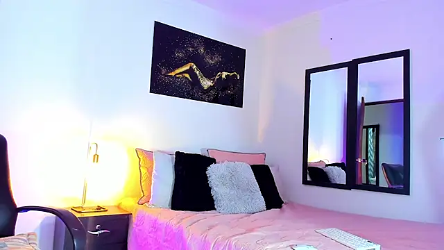 Snapshot of KimberlyBanks2 chatting on March 14, 2025, 2:53 am KimberlyBanks2 online show from March 14, 2025, 2:53 am