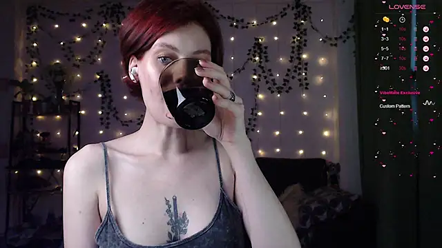 Snapshot of Your_Corvus chatting on December 2, 2024, 10:18 am Your Corvus online show from December 2, 2024, 10:18 am