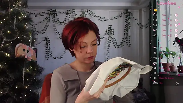 Snapshot of Your_Corvus chatting on December 14, 2024, 6:24 am Your Corvus online show from December 14, 2024, 6:24 am